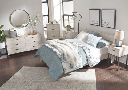 Socalle - Panel Platform Bed